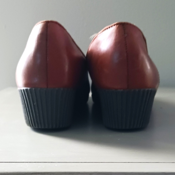 Dr Scholl's - Picture 4 of 7